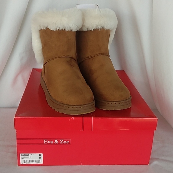 Eva & Zoe Shoes - Eva & Zoe Melbourne Tan slip-on suede fur lined boots - Size 8